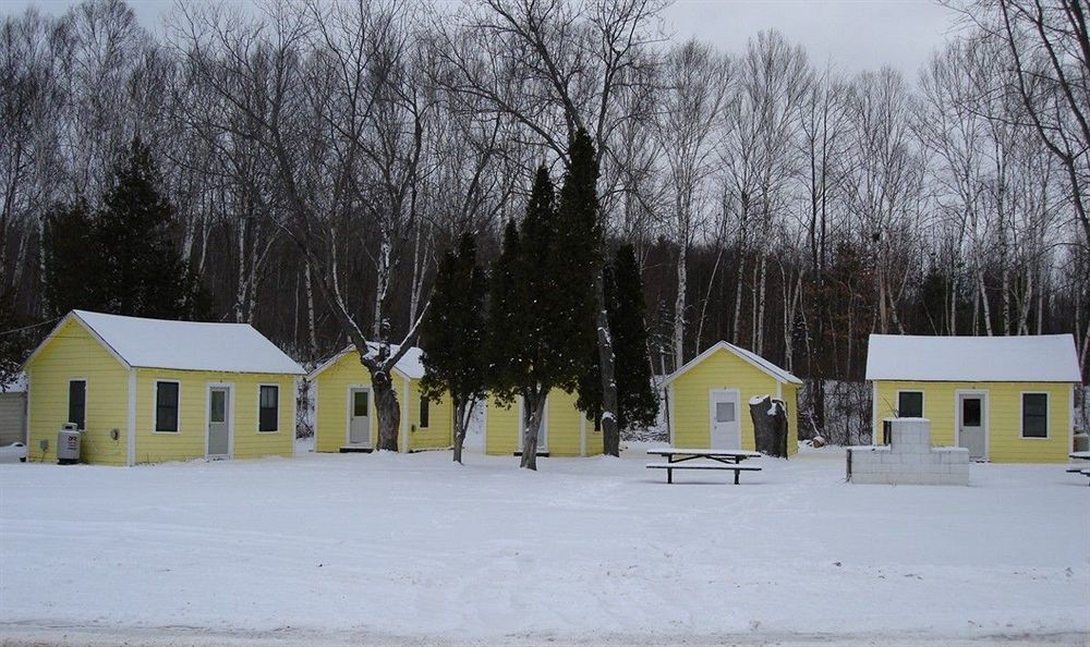 Hôtel Katahdin Cabins à Millinocket Extérieur photo
